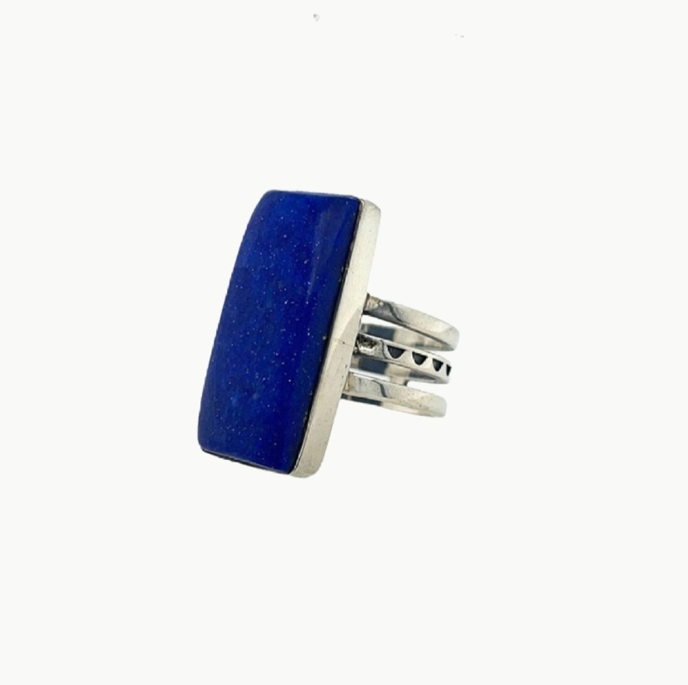 🥰 LOYALTY RING